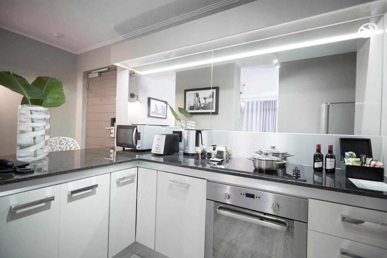The Hyde All Suite Hotel Кейптаун Екстериор снимка