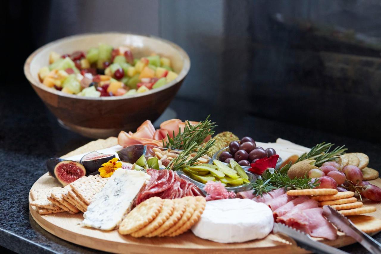 The Hyde All Suite Hotel Кейптаун Екстериор снимка